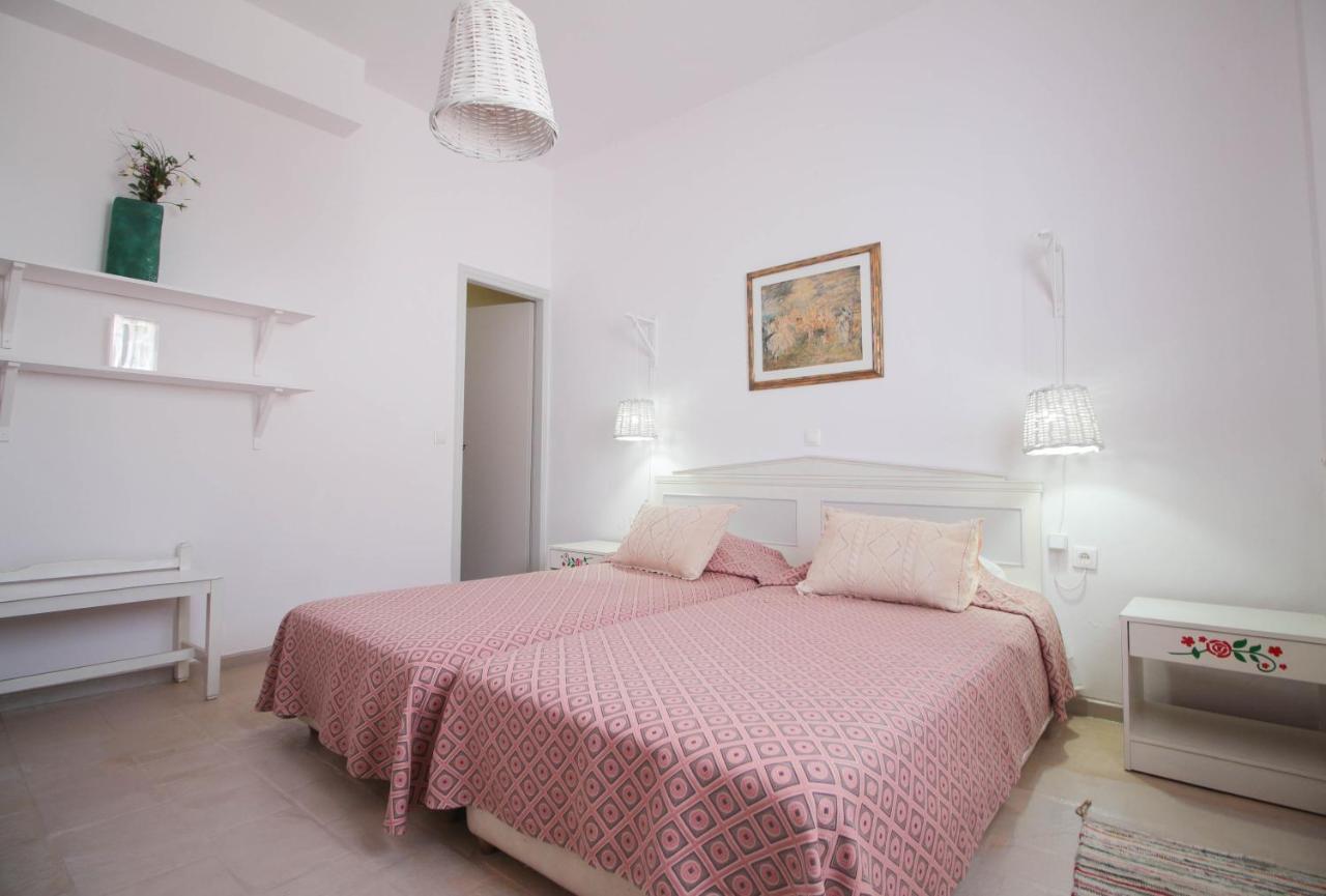 Villa With View Of Agios Ioannis And Pool With Jacuzzi Extérieur photo