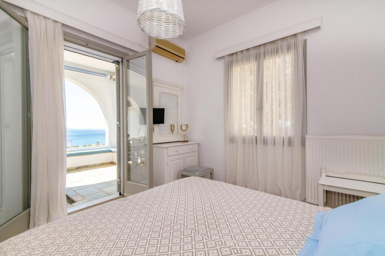 Villa With View Of Agios Ioannis And Pool With Jacuzzi Extérieur photo